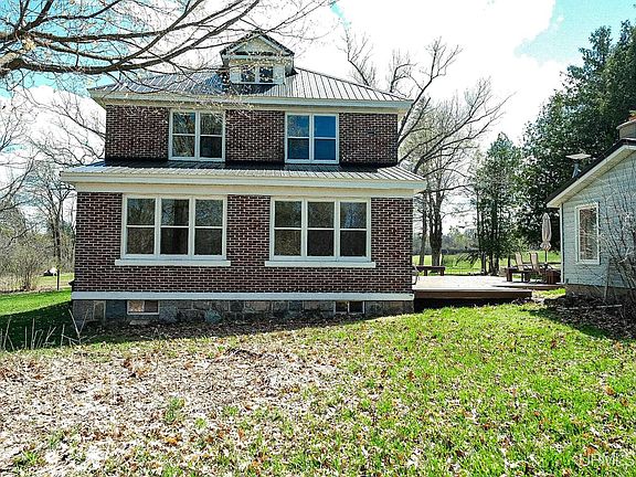 3rd image of 11101 N Vanderhagen Rd