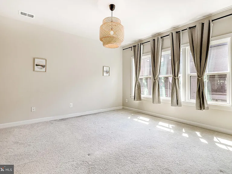 2335 Water Promenade Ave — Photo 33