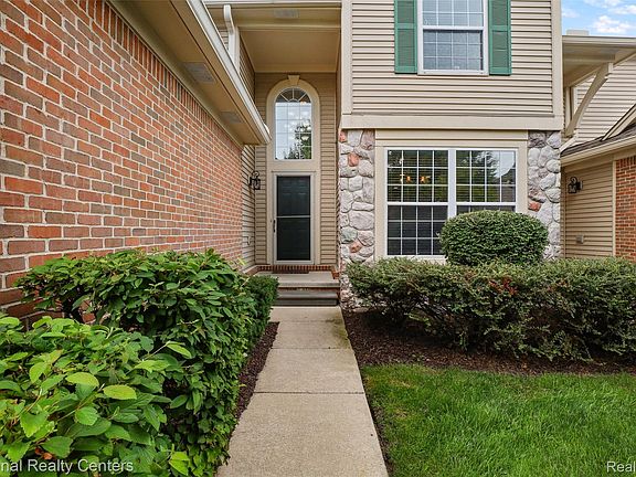 3rd image of 2241 Hogan Way #117