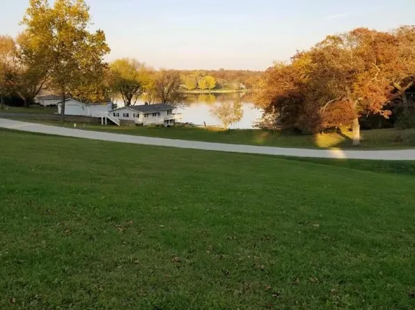 1966 Baintree Rd, Davis, IL 61019