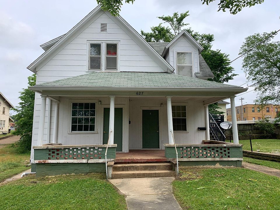 1st image of 627 Poplar St APT A