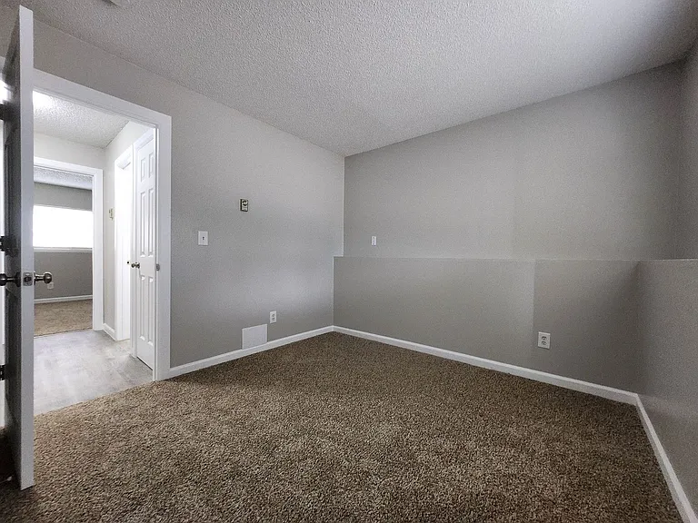 2922 Straus Ln #D — Photo 17