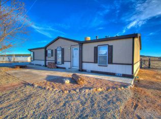 38 Los Chavez Ave, Edgewood, NM 87015
