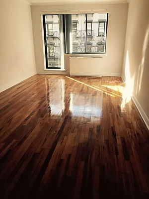 Rented by Metropolis Real Estate of Manhattan | media 31