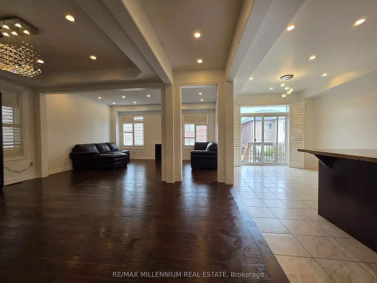 253 Easts Corners Blvd S — Photo 16