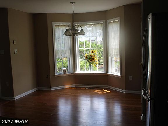 3rd image of 11503 Heronview Dr