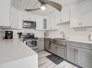 151 Saxony Ter #151-D, Delray Beach, FL 33446