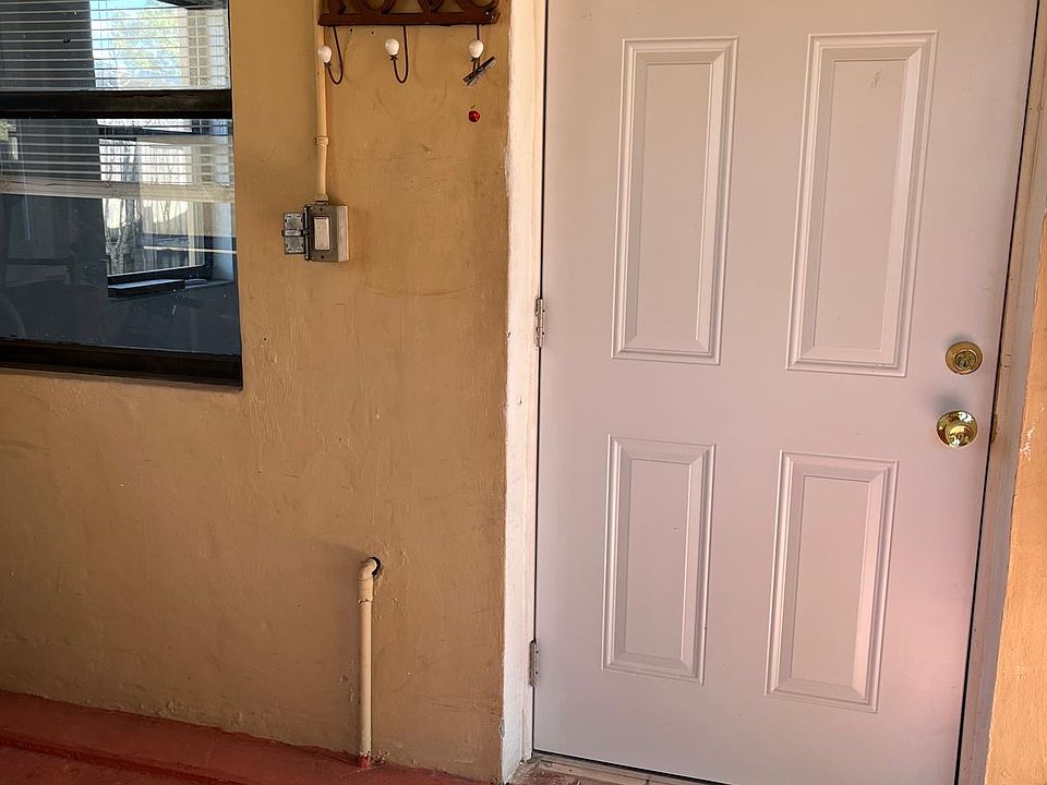 2nd image of 10516 NW 35th Ave