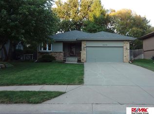 15172 T St, Omaha, NE 68137