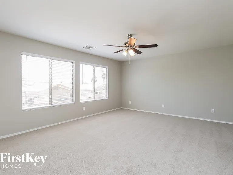 751 E Drifter Pl — Photo 6