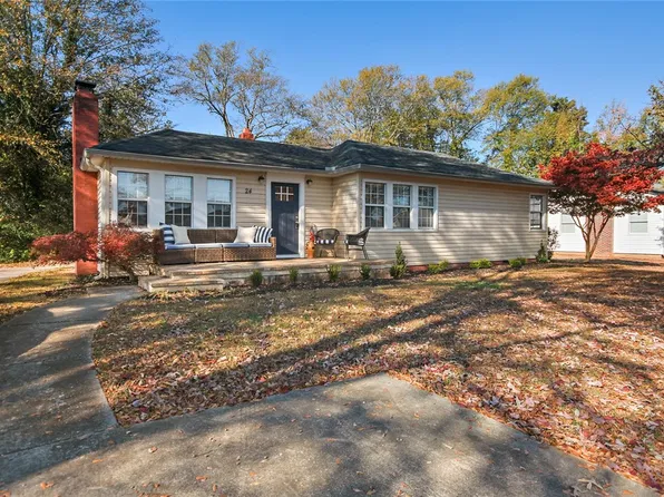 24 Fore Ave, Greenville, SC 29607
