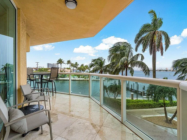2650 Lake Shore Dr #206 — Photo 28