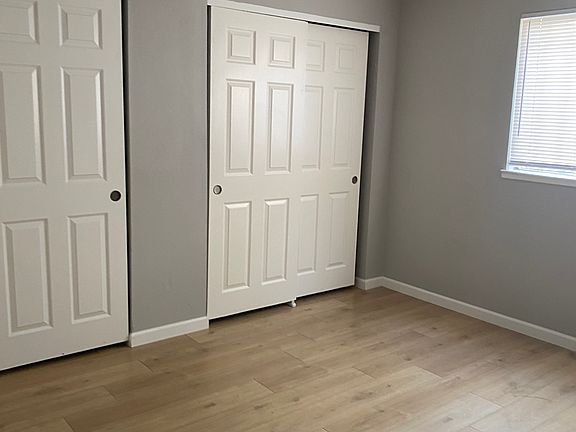 4th image of 9437-9439 Fox Creek Dr