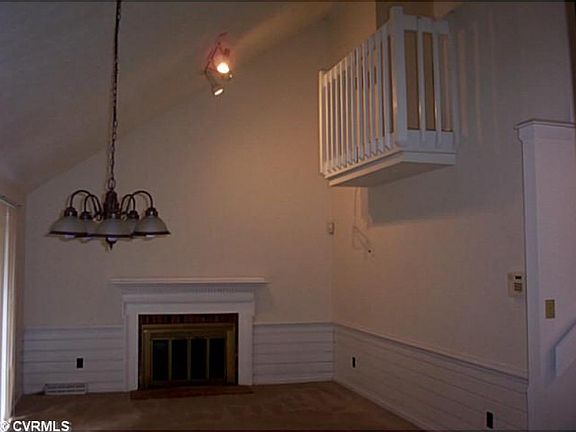 5th image of 2701 Sand Hills Dr
