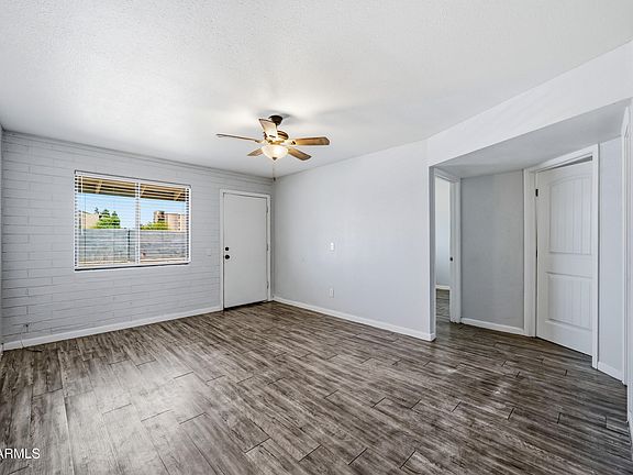 3rd image of 1744 W Glendale Ave APT 11