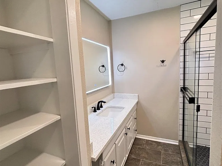 4526 McCleester Dr — Photo 13