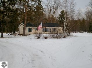 2224 N Birch St, Kalkaska, MI 49646