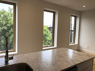 Rented by Empire Deeds LLC 