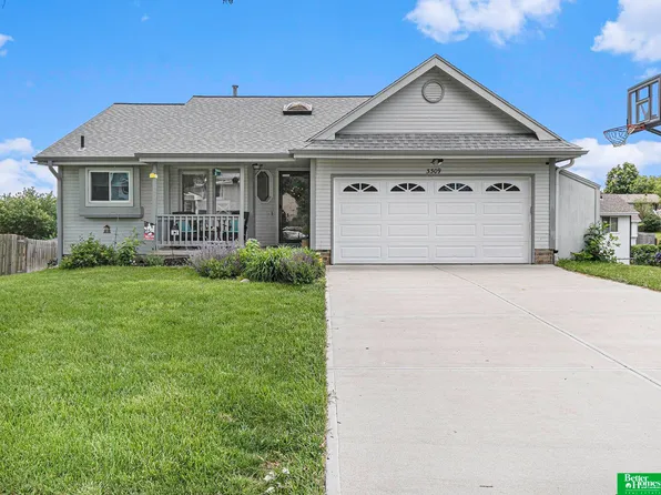 3309 Lookingglass Dr, Bellevue, NE 68123