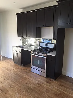 Rented by Bloom Real Estate Group | media 12