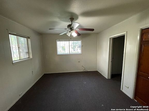 5th image of 334 Fairview