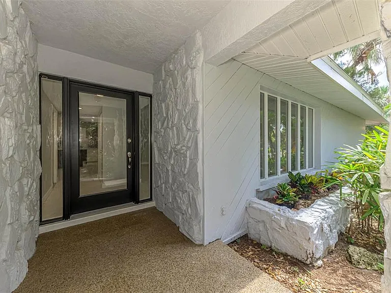 1224 S View Dr — Photo 5