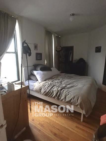 2nd image of 72 6th Ave #3