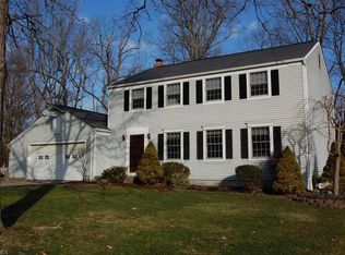 1961 Stoney Hill Dr, Hudson, OH 44236