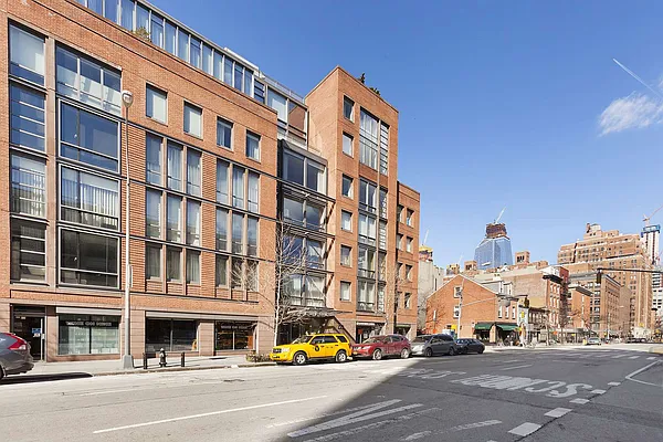 Sold by Compass | media 31