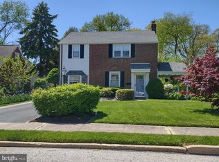 24 W Greenhill Rd, Broomall, PA 19008