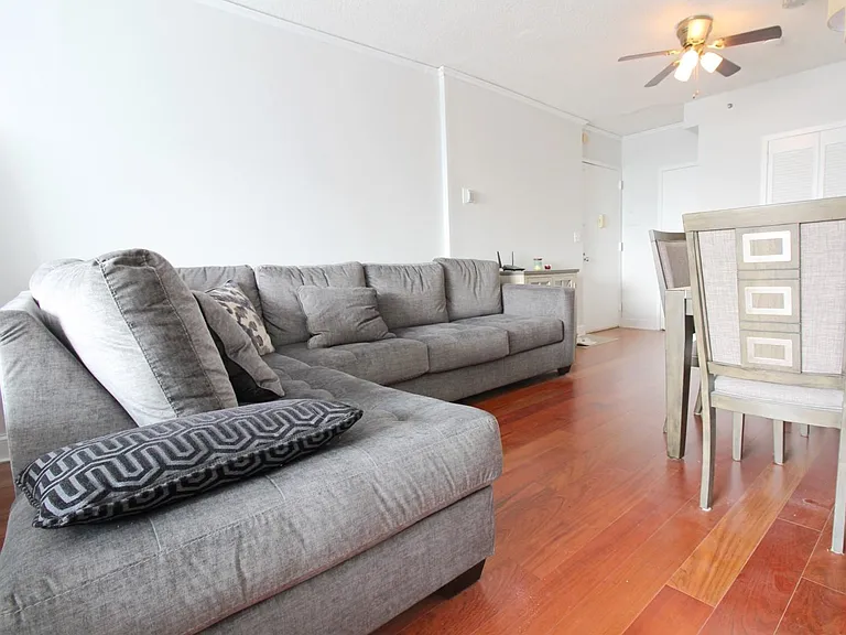 45 River Dr S #3208 — Photo 3