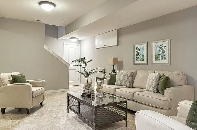 11910 Crystal Dr — Photo 34