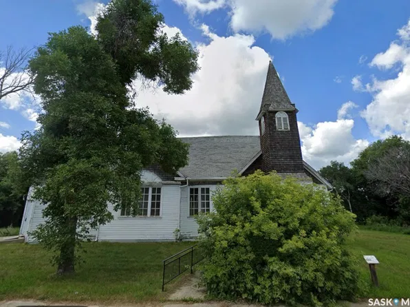 106 Walsh Street, Qu'Appelle, SK S0G 4A0