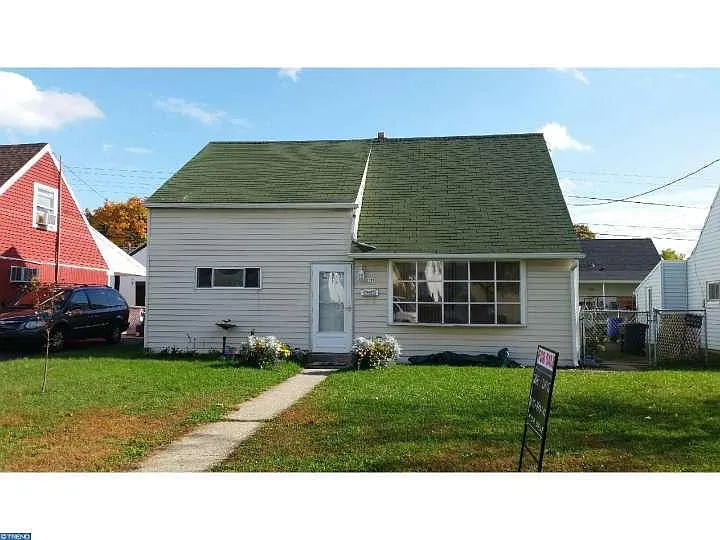 817 Hartman Ave photo 1