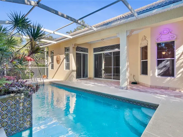 839 Island Club Sq, Vero Beach, FL 32963
