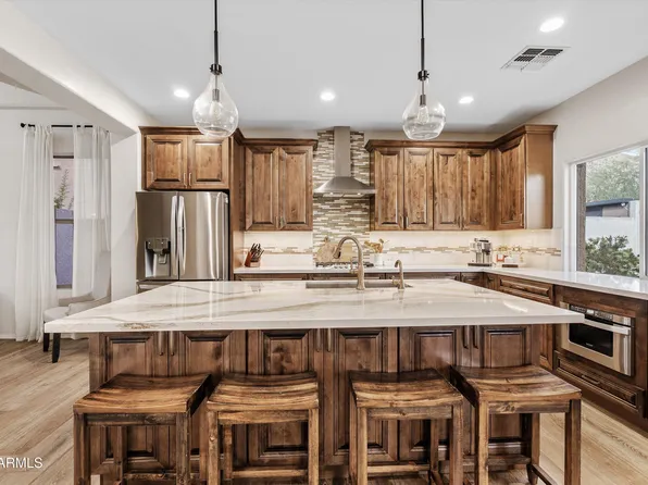 2730 W SILVER FOX Way, Phoenix, AZ 85045