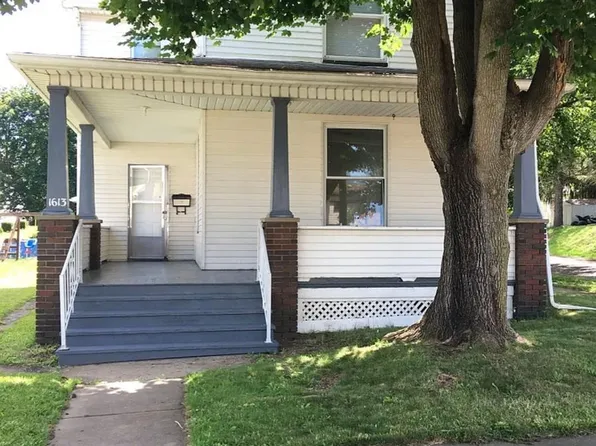 1613 Hanna St, New Castle, PA 16102