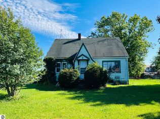 2050 E Lotan Rd, Falmouth, MI 49632