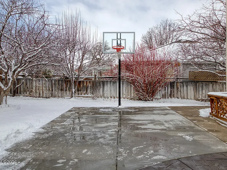 2725 Decoy Dr — Photo 43