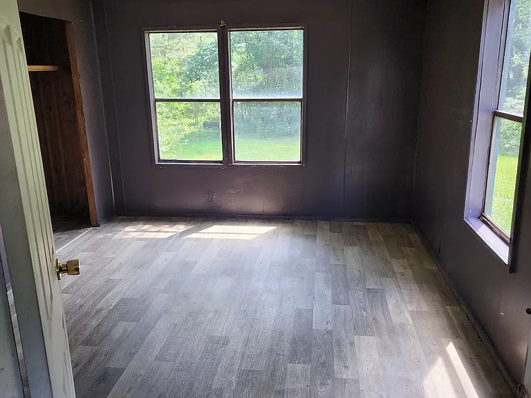 82 Pineview Cir — Photo 2