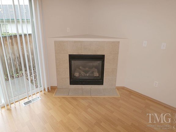 5th image of 9402-9625 NE 73rd Cir #9604