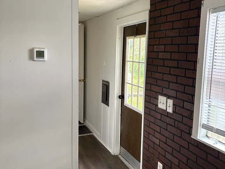 949 Oak Hill Rd — Photo 7