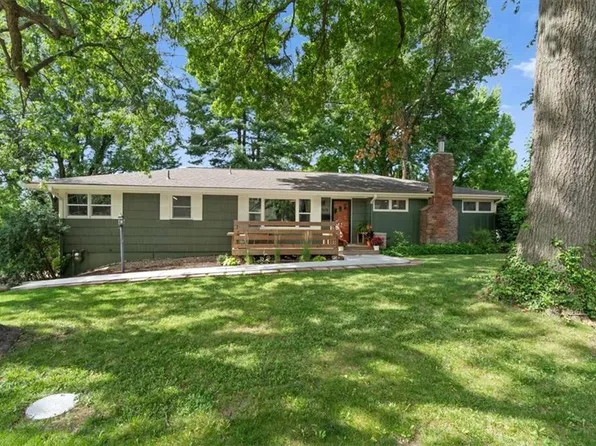 515 W 97th St, Kansas City, MO 64114