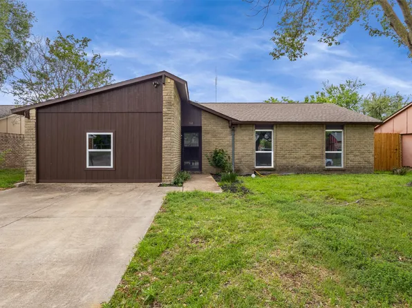 5618 Briarcrest Dr, Garland, TX 75043