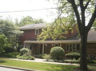 124 E Adelia St, Elmhurst, IL