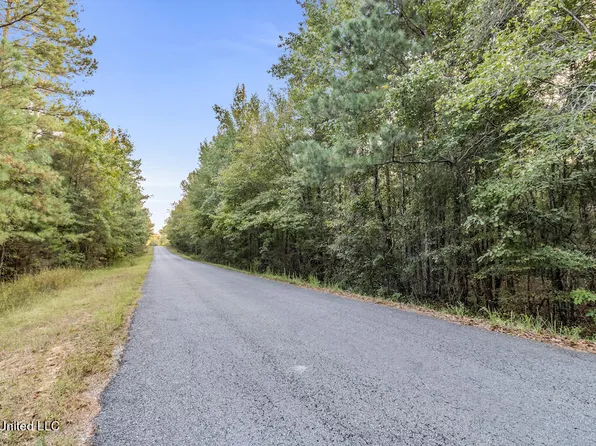 6 Macpate Rd, West Pt, MS 39773