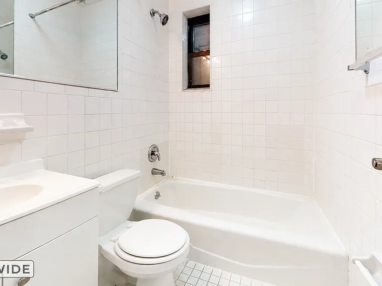 186 2nd Ave #4R — Photo 6