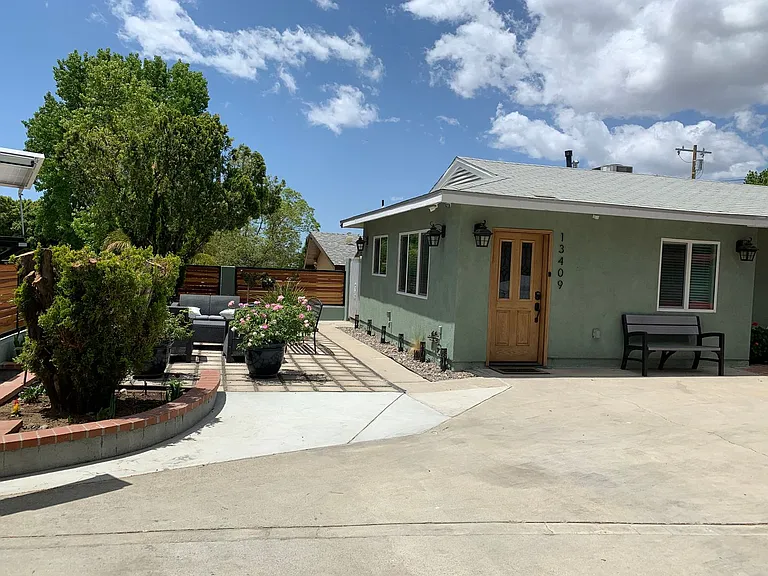 13409 Oscar St — Photo 2