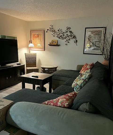 640 Snug Harbor Dr #F6 — Photo 6
