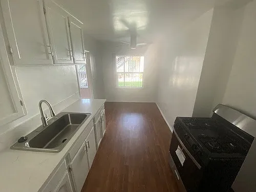Floor plan 1 Bedroom. 1 Bathroom. 0 Half